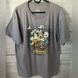 Walt Disney World Animal Kingdom Official Park Vintage / Washed T-shirt - Large